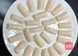 Illustration of how to make mini custard spring rolls 5