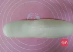 Illustration of how to make carrot and corn meat dumplings 15