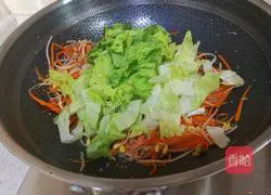 Illustration of how to make fried noodles 11