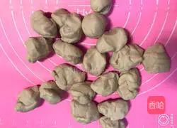 Illustration of how to make rose roll 6