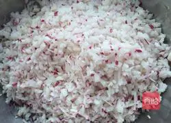 Illustration of how to make dumplings 1