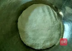 Illustration of how to make taro buns 3