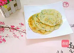 Illustration of how to make green onion pancake 10