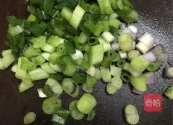 Illustration of how to make fragrant noodles 8