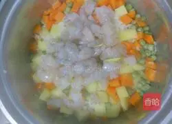 Illustration of how to make shrimp braised rice 7