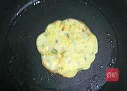 Illustration of how to make green onion cake 9