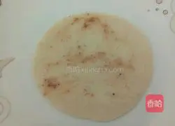 Illustration of how to make dumpling skin scallion pancakes 3