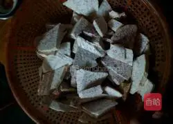 Illustration of how to make taro glutinous rice balls 1