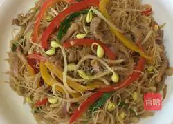 Illustration of how to make fried rice noodles 6