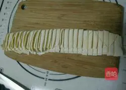 Illustration of hand-rolled noodles 10