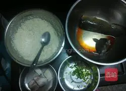 Pot lice egg stew Illustration of how to make rice 3