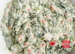 Illustration of how to make wild vegetable egg pancake 6