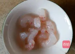 Illustration of how to make six-color rice baked with small sun melon 3