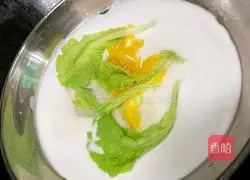 Illustration of making rice rolls 4