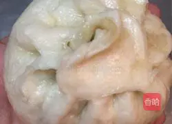 Illustration of how to make pickled cabbage stuffed buns 3