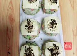 Illustration of how to make broccoli, corn and cheese rice balls 17