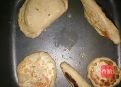 Illustration of how to make radish and banana boxes 9