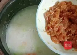 Illustration of how to make scallops, minced meat and vegetable porridge 17