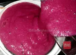 Illustration of how to make dragon fruit peel glutinous rice balls 3