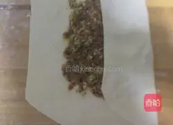 Illustration of how to make beef patties 3