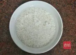 Illustration of how to make sausage clay pot rice 2
