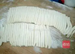 Illustration of how to make salty noodles 7