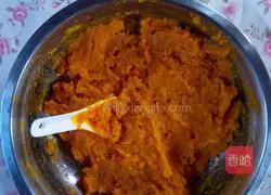 Illustration of how to make pumpkin rose rolls 3