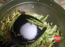 Illustration of braised noodles 7