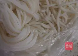 Illustration of how to make fried noodles 1