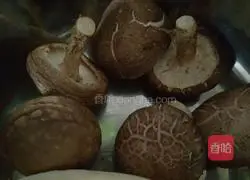 Illustration of how to make rapeseed and mushroom buns 4