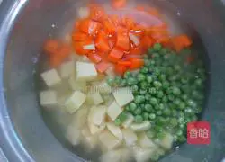 Illustration of how to make shrimp braised rice 5