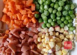 Illustration of how to make six-color rice baked with small sun melon 2