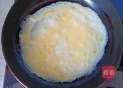 Illustration of how to make multigrain rice sushi rolls 6