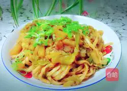 Illustration of braised noodles 13