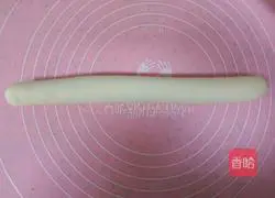 Illustration of how to make carrot and corn meat dumplings 16