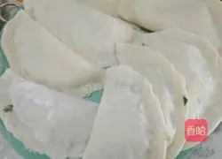 Illustration of how to make chive rice box 4