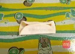 Illustration of how to make pot sticker dumplings 8