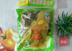 老Illustration of how to make sauerkraut noodles 1