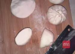 Illustration of how to make meat buns yourself 6