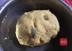 Illustration of how to make sweet potato and corn steamed buns 5