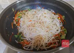 Illustration of how to make fried noodles 13