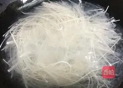 Vegetarian Fried Noodles Recipe Illustration 4