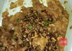 Illustration of how to make dumplings 15