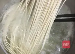 Illustration of how to make fragrant noodles 9