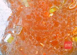 Illustration of how to make spicy noodles 11