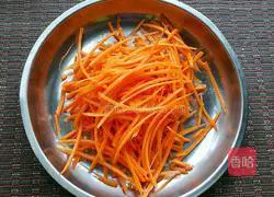 How to make carrot cornmeal pancakes Illustration 2