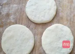 Illustration of how to make stuffed pie 6