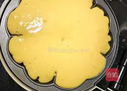 Quick Breakfast Waffle Recipe Illustration 5