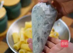 Truescent Shrimp Pasta with Macaroni Illustration 3