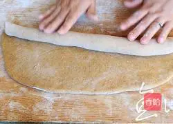 Illustration of how to make brown sugar and red date steamed buns 10